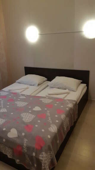 Гостиница Элле Санкт-Петербург Двухместный номер эконом-класса с 1 кроватью или 2 отдельными кроватями-9